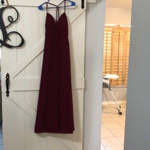 Da Vinci size 10 bridesmaid dress. Burgundy color